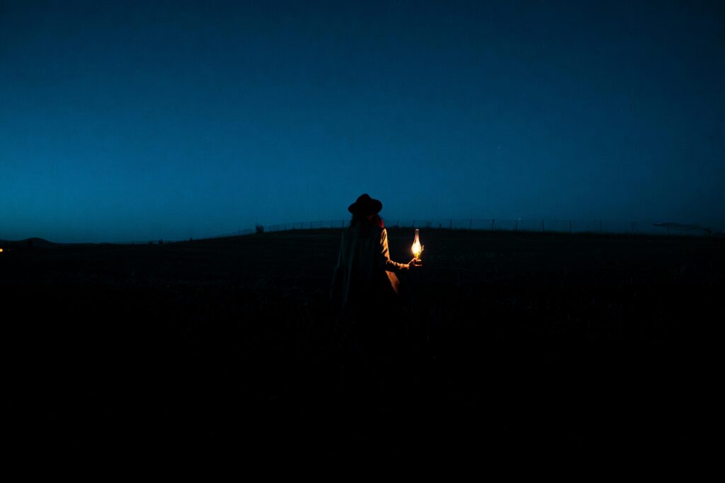 Turning on the flashlight: how to quickly get over a breakup by managing fearful thoughts at night
